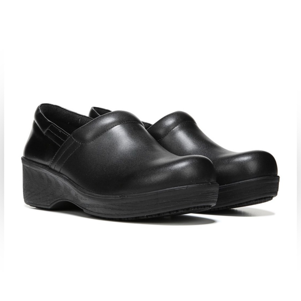 Dr. Scholls Slip Resistant Black Leather Career Clogs Size 7.5 - Picture 2 of 10